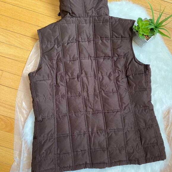 GAP Women's Brown Quilted Hooded Vest Medium - Picture 2 of 3